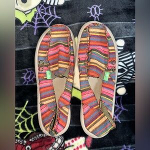Sanuk Women's Sz 5 Multicolor Southwest Western Tribal Print Slip On